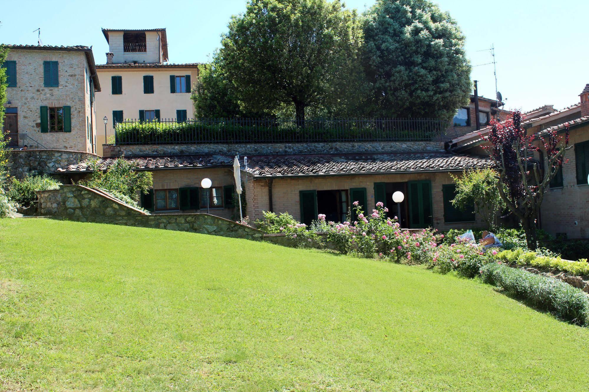 Villa Agostoli Siena Kültér fotó